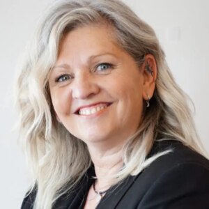 Nancy Perron