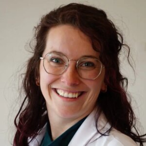 Dr. Laure Richer